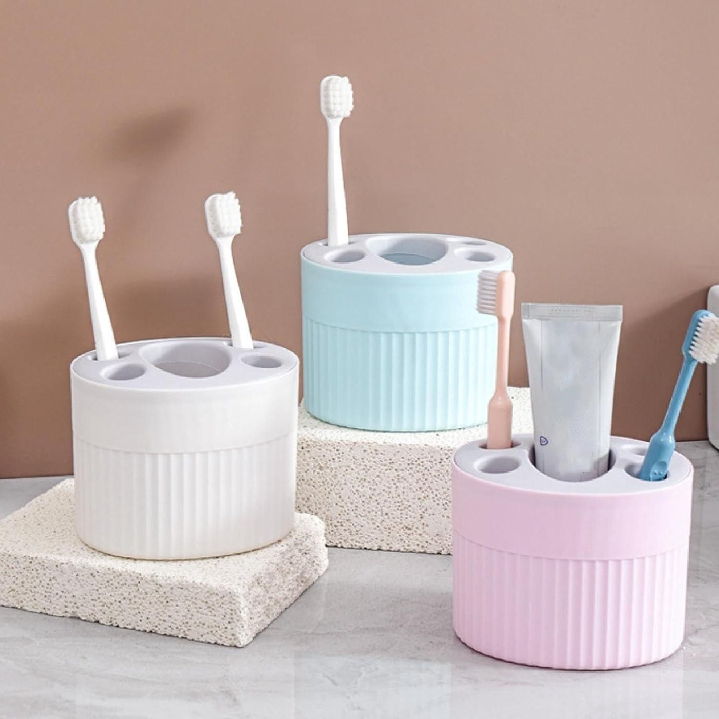 Multiple Holder Package Contains